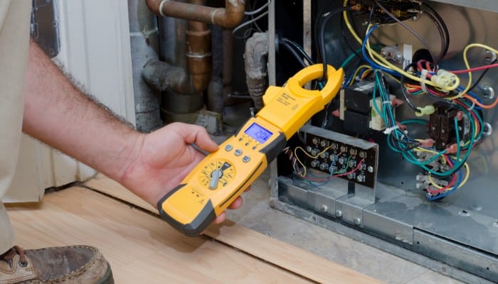 Furnace Manometer Checking Gas Pressure Furnace Manometer Checking Gas Pressure